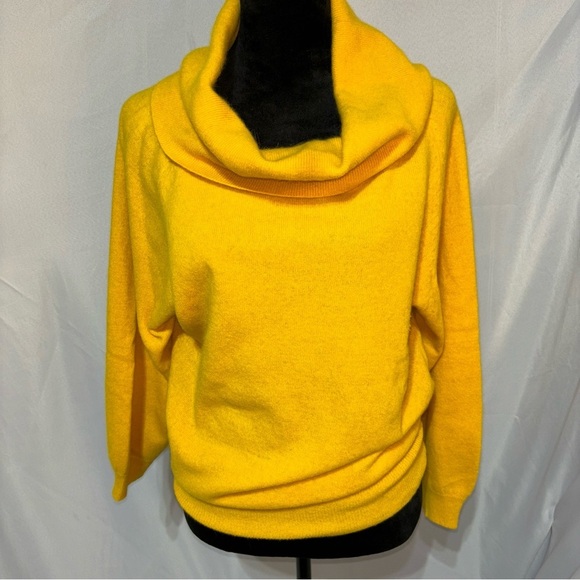 Saks Fifth Avenue Cowl Neck Lambswool/Angora Sweater Size S - Picture 1 of 8